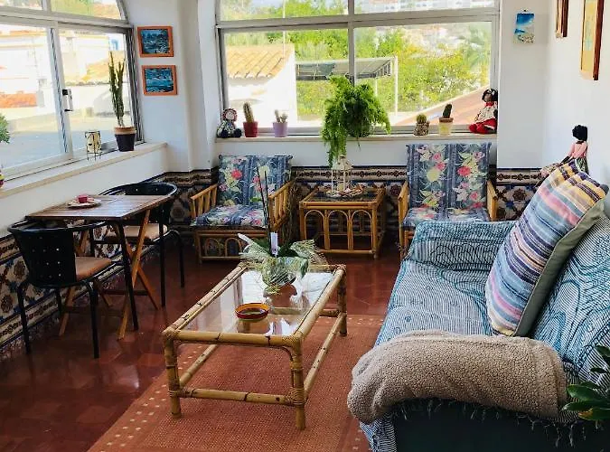 Maria ホームステイ アルブフェイラ