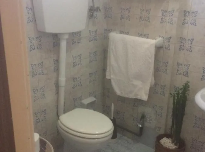 Maria ホームステイ アルブフェイラ